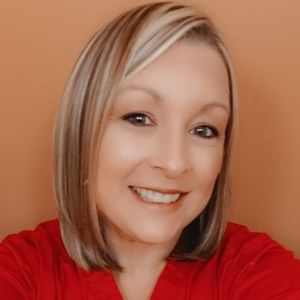 Meet your Posher, Corrie